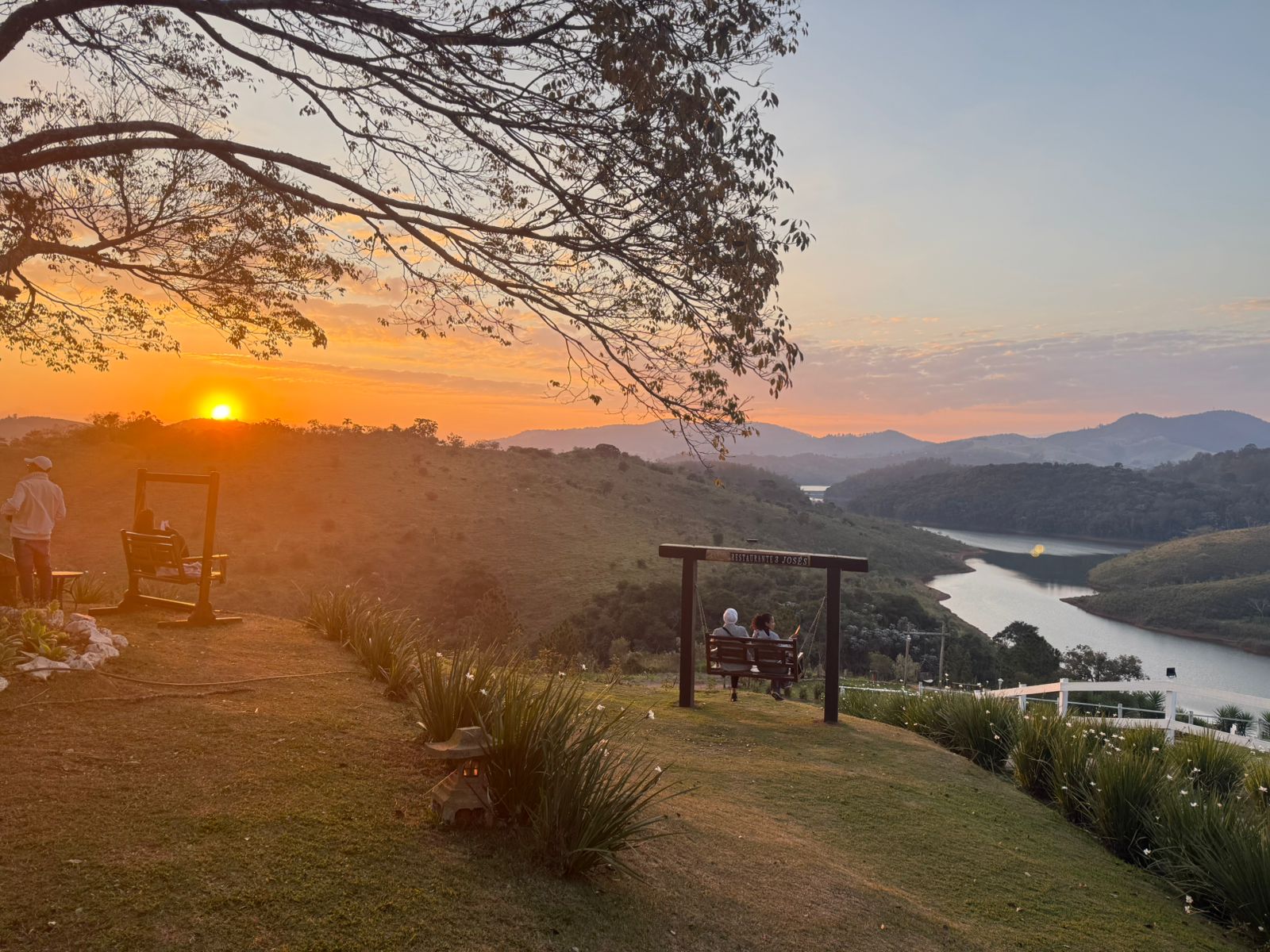 Vista panorâmica da represa — Restaurante Três Josés